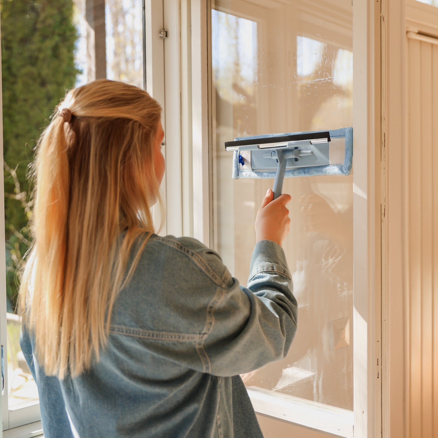 Window Cleaner and Squeegee Combo